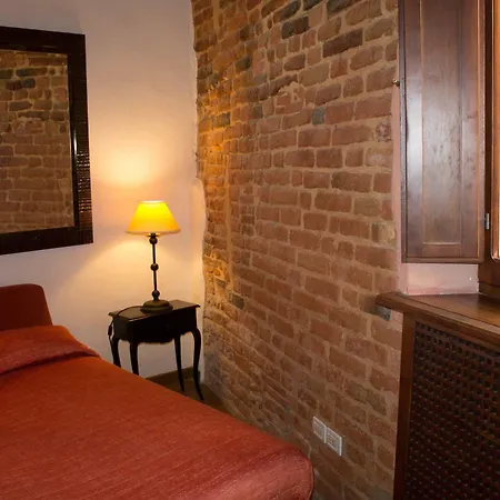 Bed and breakfast Casina Mazzuoli 3*