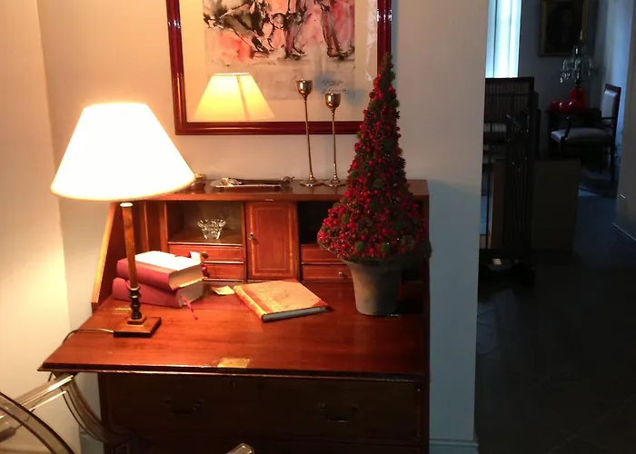 فندق مبيت وإفطار Casina Mazzuoli 3*