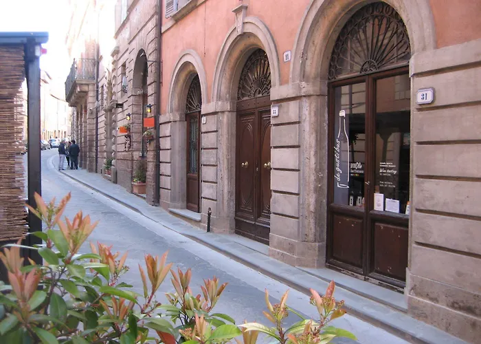 فندق مبيت وإفطار Casina Mazzuoli 3*