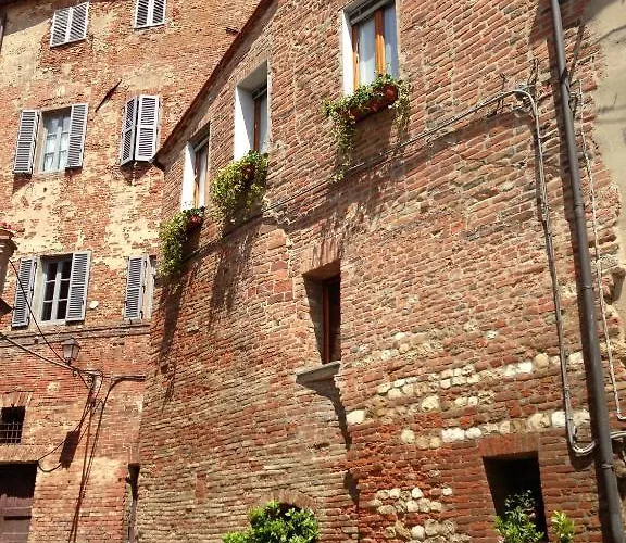 Casina Mazzuoli فندق مبيت وإفطار 3*